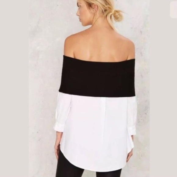 M-12 black off shoulder top - Picture 2 of 4
